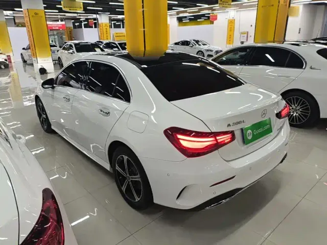Mercedes-Benz A-Class — Фото автомобиля 4
