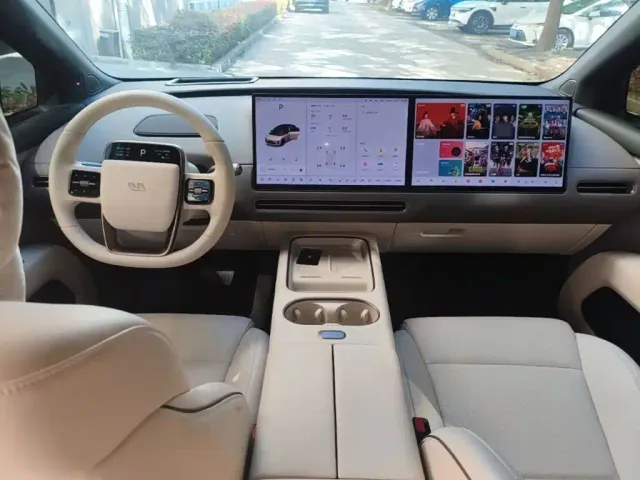 Li Auto i6 — Фото автомобиля 9