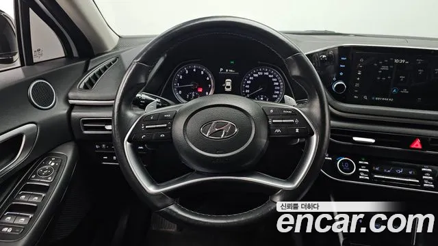 Hyundai Sonata — Фото автомобиля 19