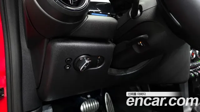 MINI Cooper Convertible — Фото автомобиля 28