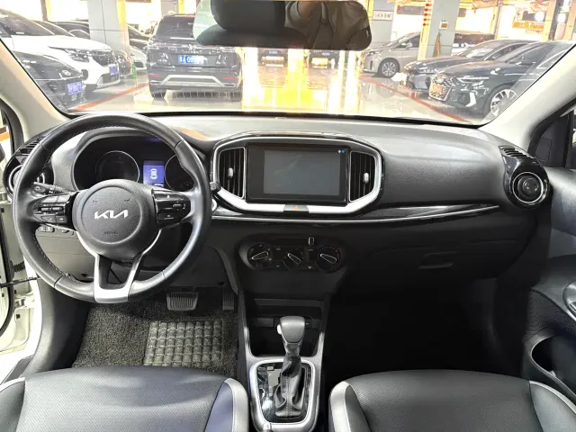 Kia KX1 — Фото автомобиля 6