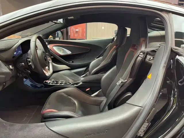 McLaren GT — Фото автомобиля 4