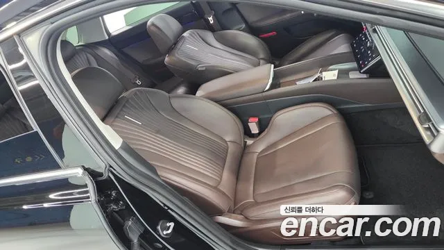 Hyundai Grandeur GN7 — Фото автомобиля 17