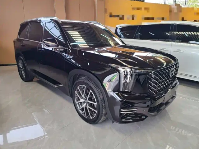 GAC Trumpchi GS8 — Фото автомобиля 3