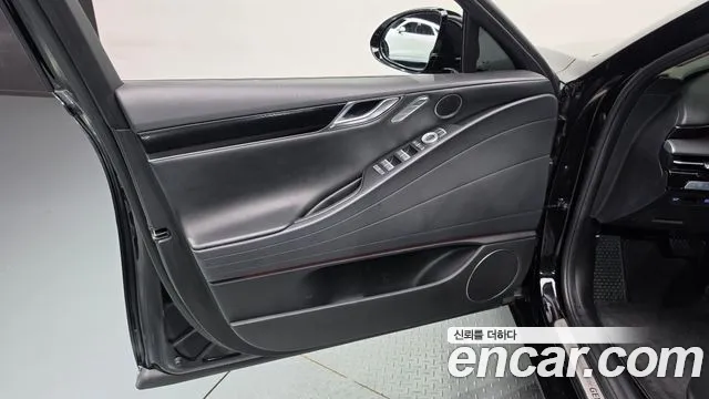 Genesis G80 Бензин 2.5 турбо AWD — Фото автомобиля 24
