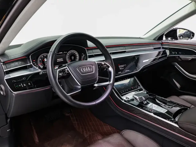 Audi A8 — Фото автомобиля 17