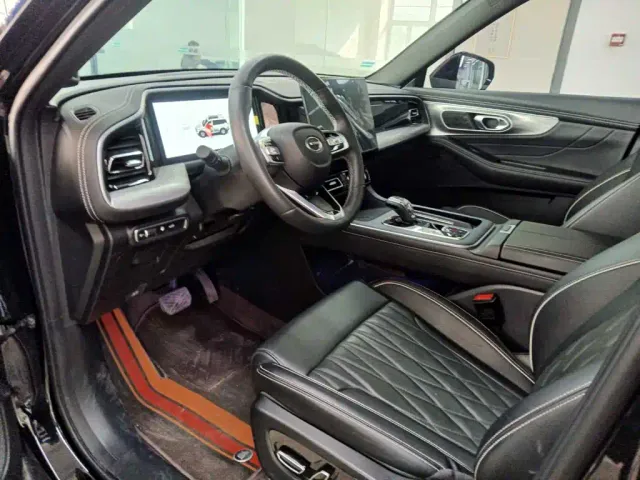 GAC Trumpchi GS8 — Фото автомобиля 6