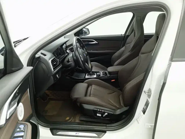 BMW 1 Series — Фото автомобиля 10