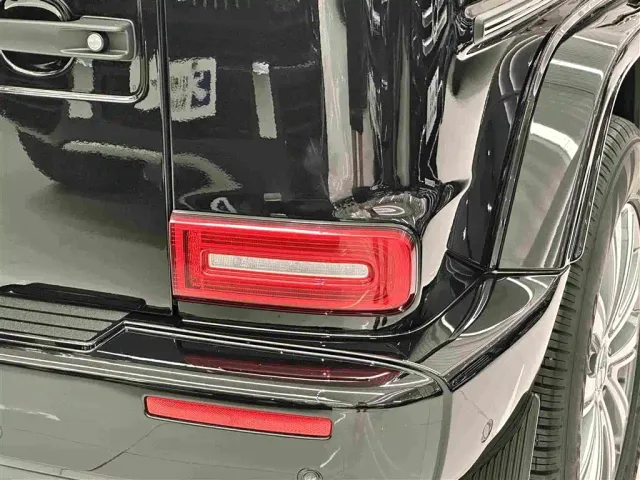 Mercedes-Benz G-Class — Фото автомобиля 21