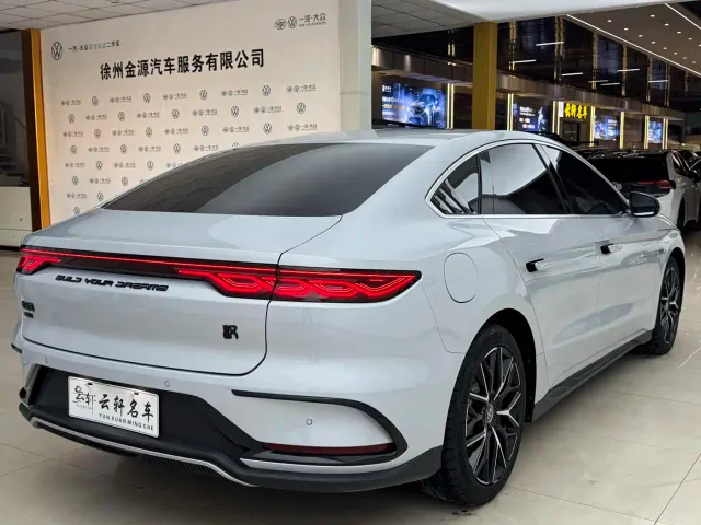 BYD Han — Фото автомобиля 7
