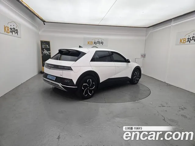 Hyundai Ioniq 5 — Фото автомобиля 4