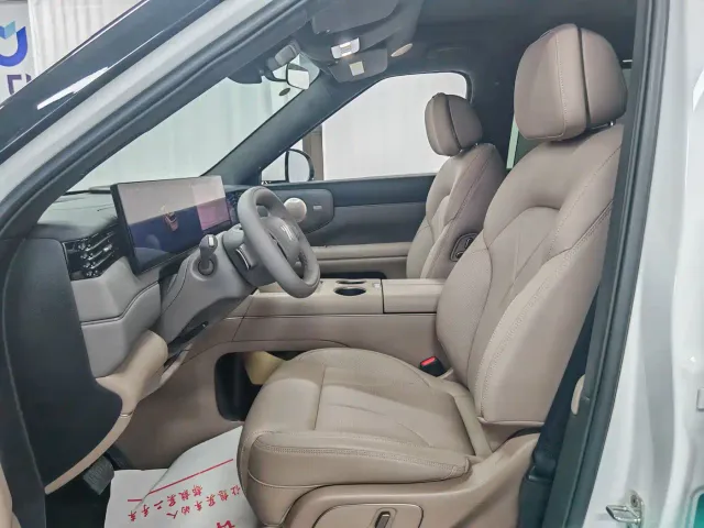 IM Motors LS8 — Фото автомобиля 8