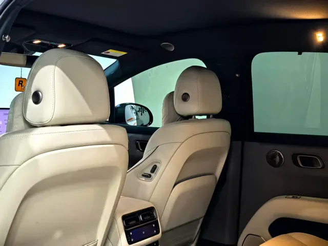 Li Auto i6 — Фото автомобиля 15