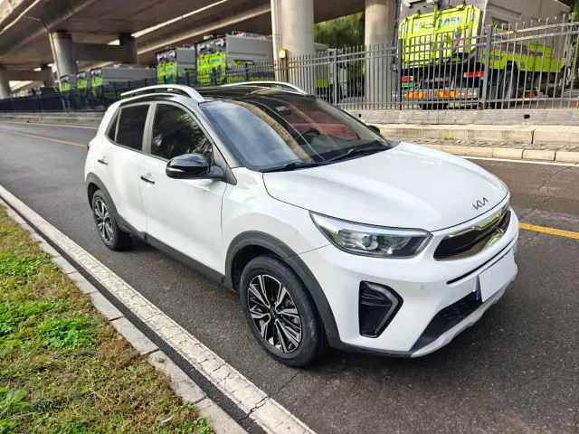 Kia KX1 — Фото автомобиля 2