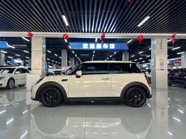 MINI Hatch — Фото автомобиля 4
