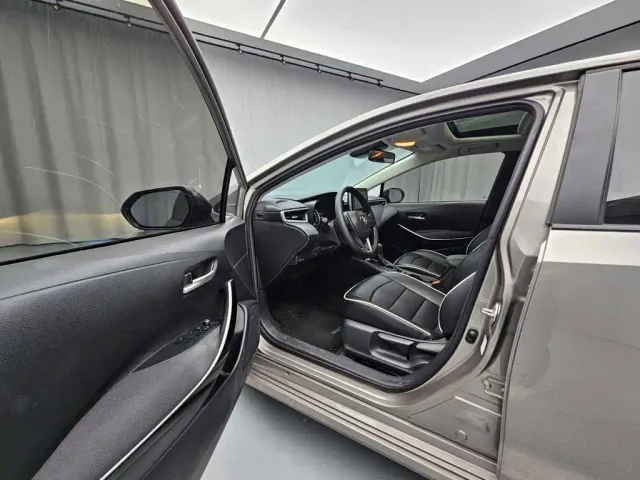 Toyota Corolla — Фото автомобиля 12