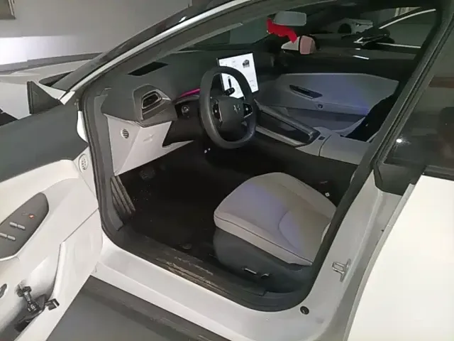 ARCFOX Arcfox Alpha S5 2024 560MAX 185kW — Фото автомобиля 15
