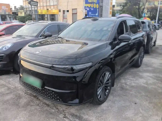 Фотография автомобиля — Leapmotor C16