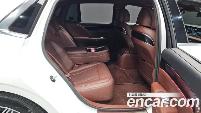 Genesis G90 — Фото автомобиля 7
