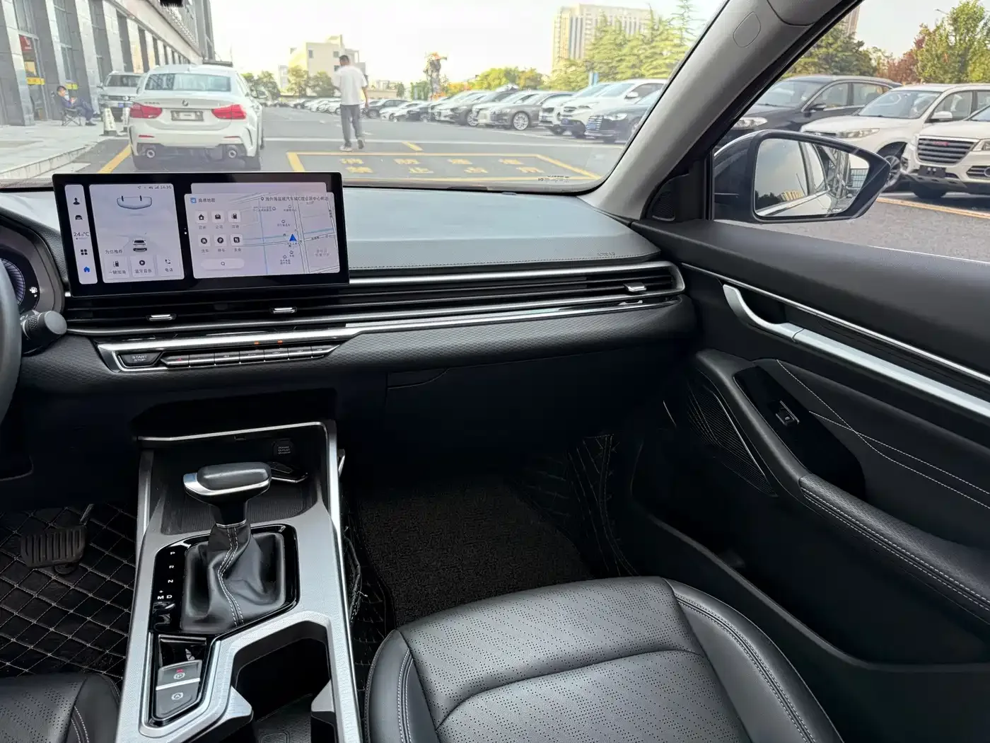 Geely Emgrand 2023 4th Generation Champion Edition 1.5L CVT Premium — Фото автомобиля 9
