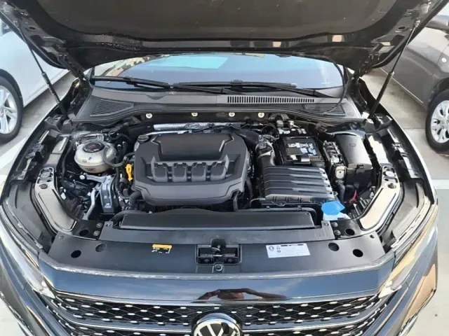 Volkswagen Passat — Фото автомобиля 19