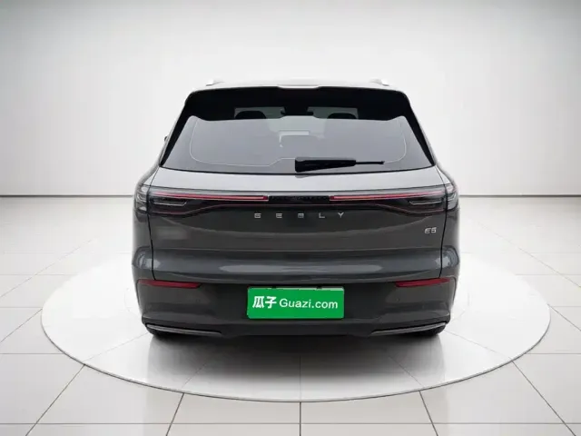 Geely Galaxy E5 — Фото автомобиля 3