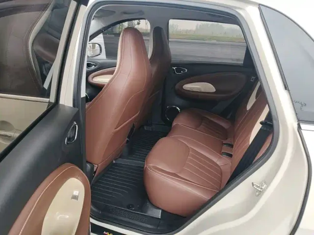 Wuling Bingo — Фото автомобиля 16