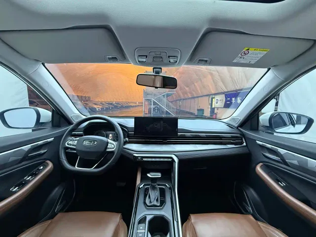Geely Vision X6 — Фото автомобиля 10