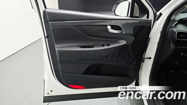 Hyundai Santa Fe Santa Fe (New) — Фото автомобиля 24
