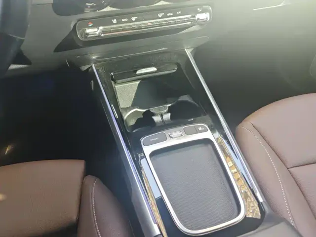 Mercedes-Benz GLB-Class — Фото автомобиля 16