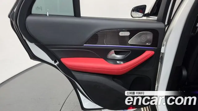 Mercedes-Benz GLE-Class — Фото автомобиля 14