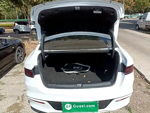 BYD Qin PLUS — Фото автомобиля 18