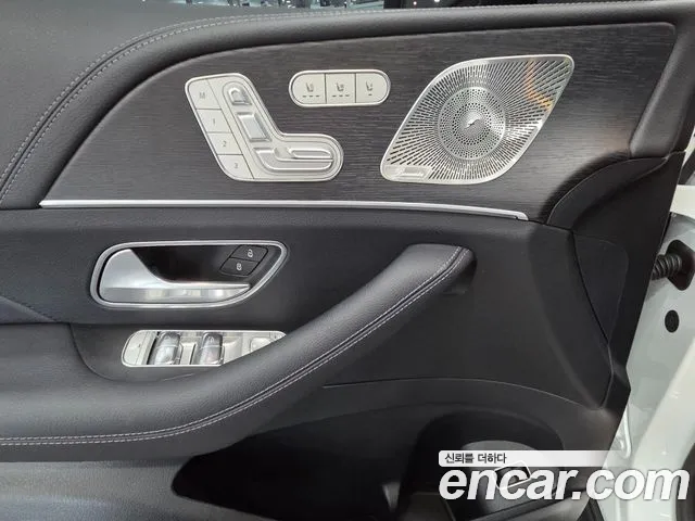 Mercedes-Benz GLS-Class — Фото автомобиля 5