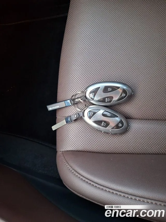 Hyundai Grandeur GN7 — Фото автомобиля 16