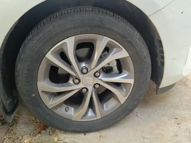 Buick Verano — Фото автомобиля 6