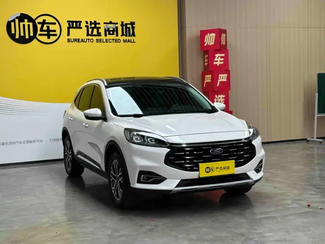 Ford Escape — Фото автомобиля 3
