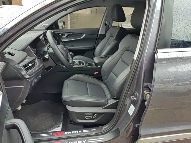 Chery Tiggo 8 — Фото автомобиля 14