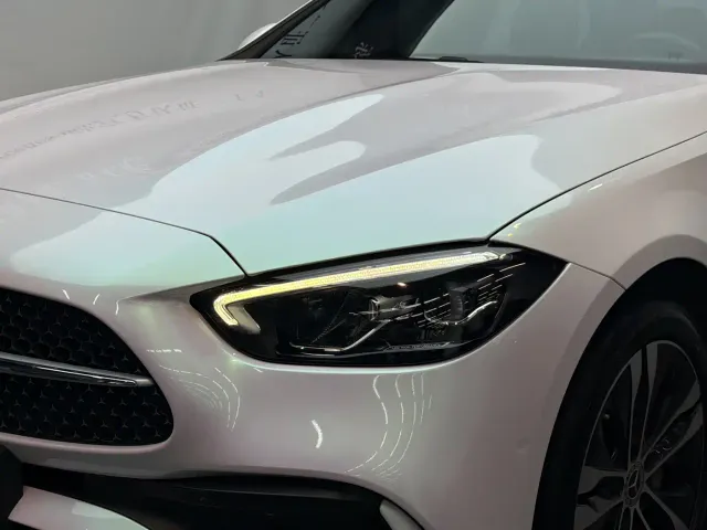 Mercedes-Benz C-Class — Фото автомобиля 3