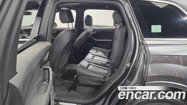Audi Q7 45 TDI quattro Premium — Фото автомобиля 10