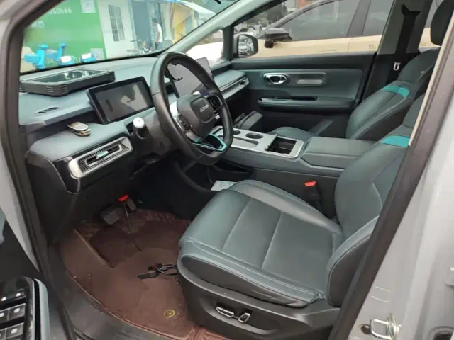 GAC Aion Y — Фото автомобиля 14