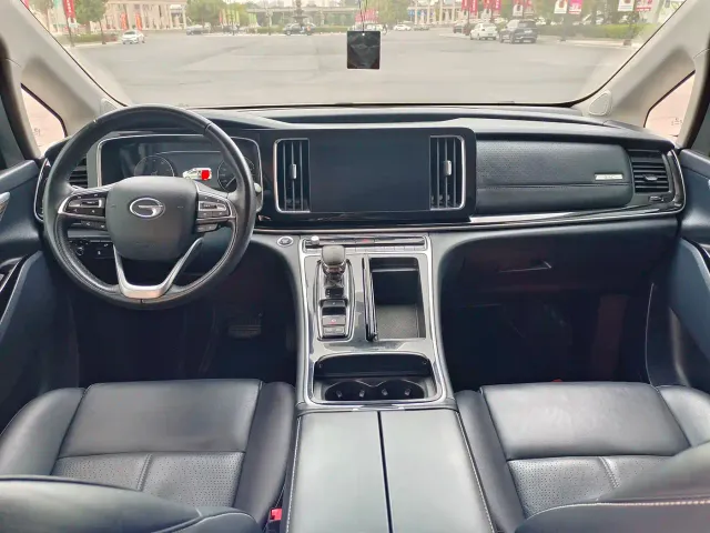 GAC Trumpchi M8 — Фото автомобиля 17