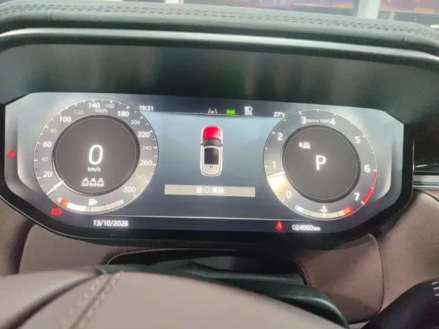 Land Rover Range Rover Sport — Фото автомобиля 4