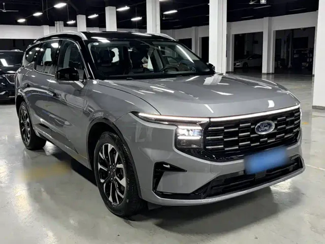 Ford Edge — Фото автомобиля 8