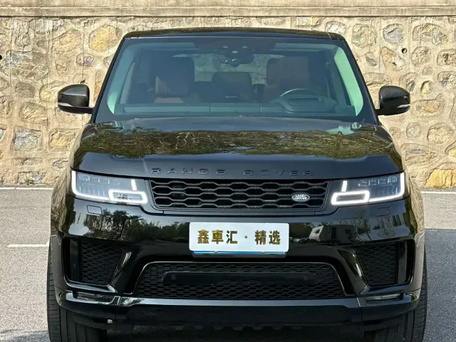 Land Rover Range Rover Sport — Фото автомобиля 3