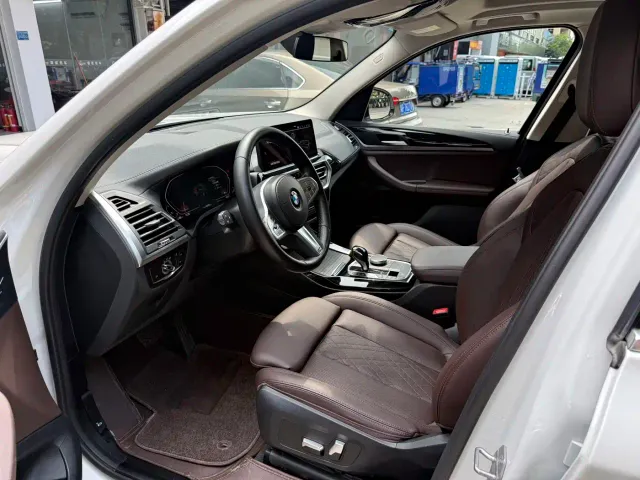BMW X3 — Фото автомобиля 4