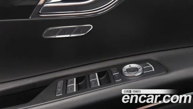 Genesis GV80 — Фото автомобиля 12