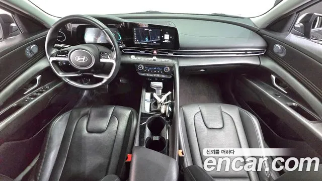 Hyundai Avante CN7 — Фото автомобиля 7