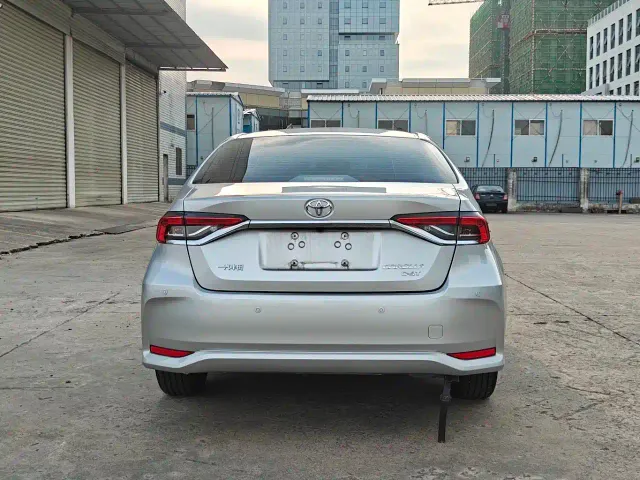 Toyota Corolla — Фото автомобиля 6