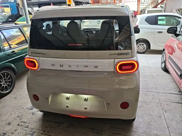 Wuling Hongguang Mini EV — Фото автомобиля 5