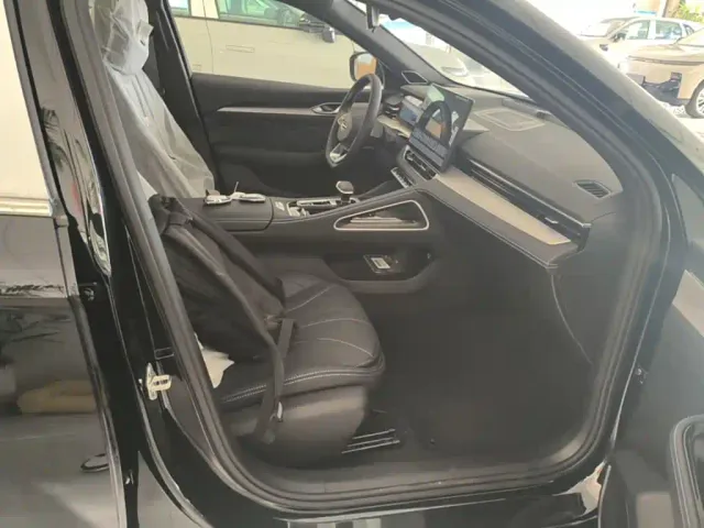 Geely Xingrui — Фото автомобиля 24
